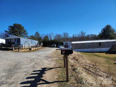 5 Becky Lane, Fairview, NC 28730