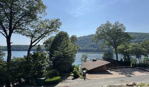 9 Lake Point Drive, New Milford, CT 06776