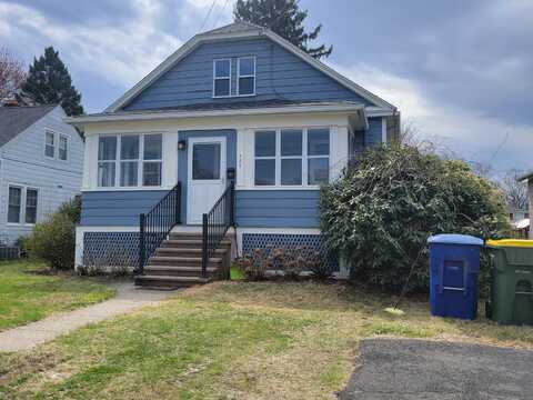 327 Chipman Street Extension, Waterbury, CT 06708