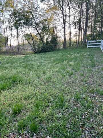 Selma Road, Amelia, VA 23083