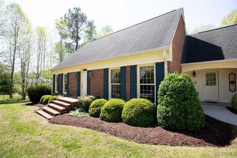 1635 Price Drive, Farmville, VA 23901