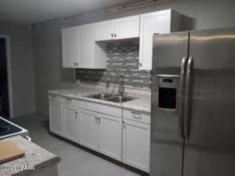 530 Park Drive, Daytona Beach, FL 32114