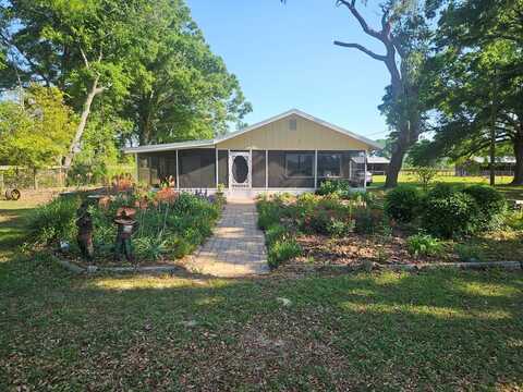 4740 10th St, Bell, FL 32619
