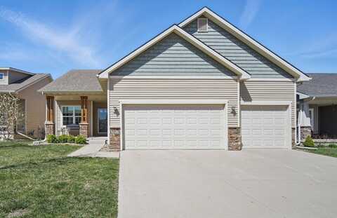 13015 Greenbelt Drive, Urbandale, IA 50323