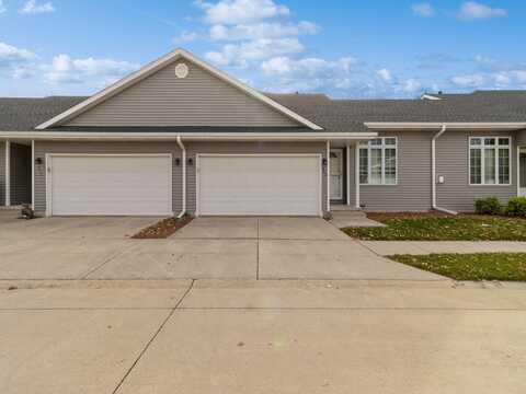 953 Robin Circle, Altoona, IA 50009