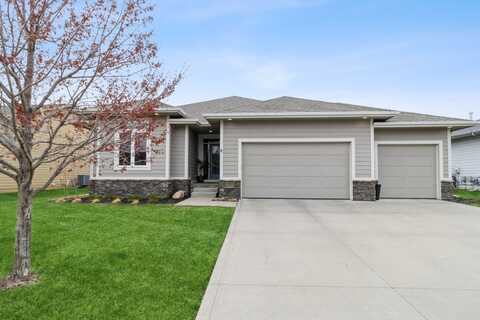590 NE Meridian Drive, Waukee, IA 50263