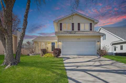 4729 Ashley Park Drive, West Des Moines, IA 50265