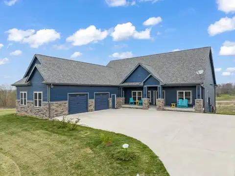12468 SE 64th Avenue, Runnells, IA 50237