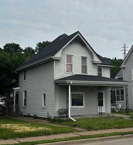1615 Rhomberg, Dubuque, IA 52001