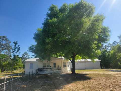 531 Commerce Circle, DeFuniak Springs, FL 32433