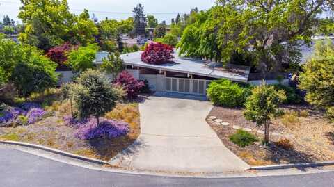 1520 Austin Way E, Fresno, CA 93704