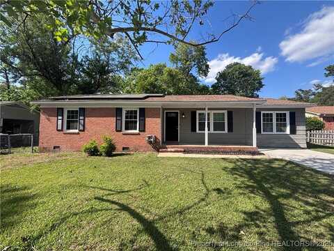 6338 Paddington Court, Fayetteville, NC 28304