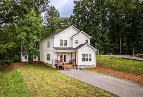 28 Arlington Oaks Lane, Bryson City, NC 28713