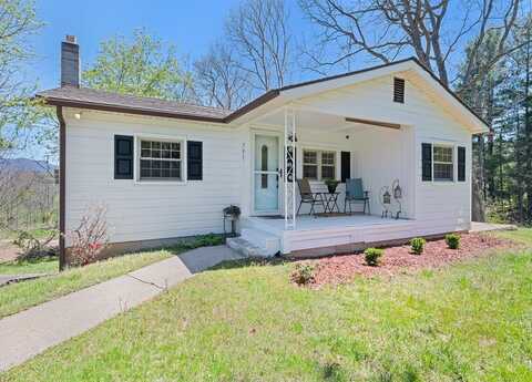 791 Edwards Cove Rd, Waynesville, NC 28786
