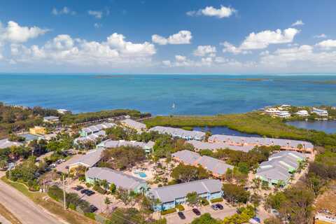 98282 Windward Avenue, Key Largo, FL 33037