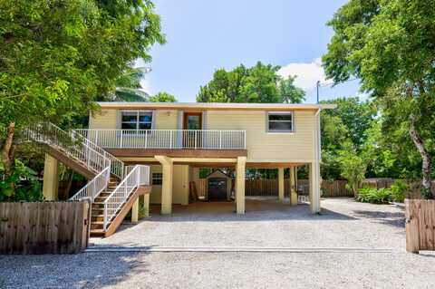 125 S Rolling Hill Road, Plantation Key, FL 33070