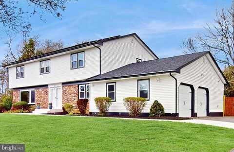 11 MANOR RIDGE DRIVE, PRINCETON JUNCTION, NJ 08550