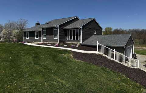 6891 E Hopewell Road, Avilla, IN 46710