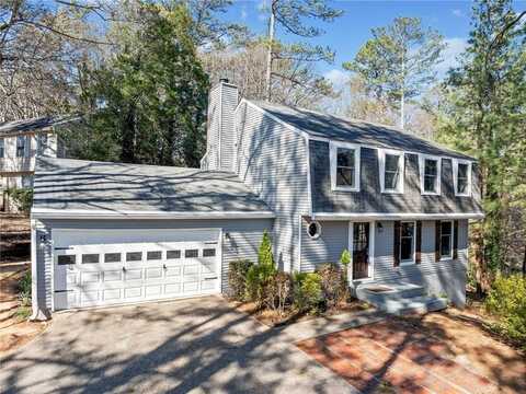 195 Sailwind Court, Roswell, GA 30076