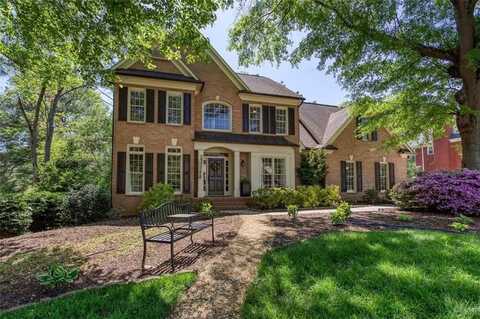 131 HELMSWOOD Circle SW, Marietta, GA 30064