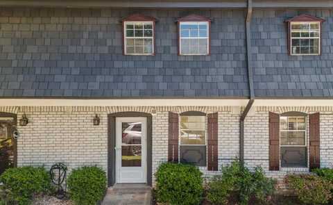 305 Stonecliff Court, Stone Mountain, GA 30083