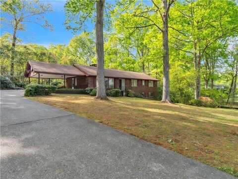 218 Woodland Drive, Calhoun, GA 30701