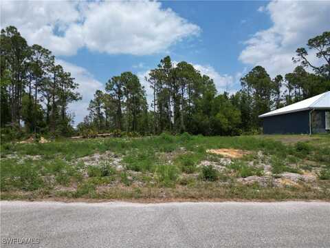 3824 18th Street W, Lehigh Acres, FL 33971