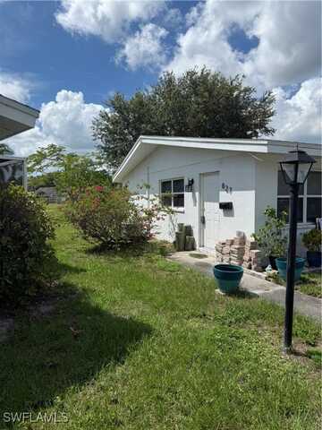 827 Courtington Lane unit: 1, Fort Myers, FL 33919