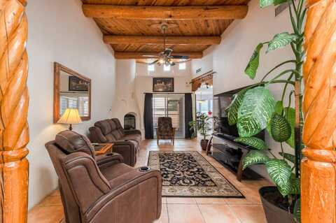 7605 Via Belleza SW, Albuquerque, NM 87121