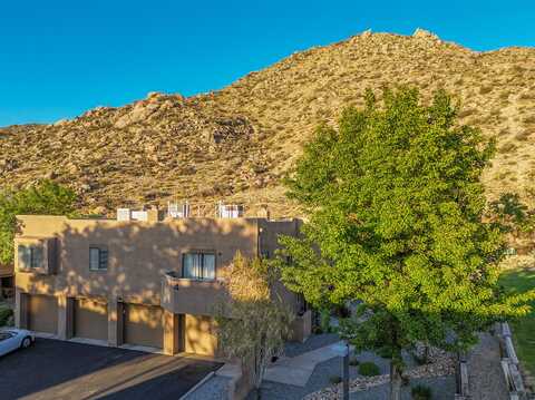 2900 VISTA DEL REY NE, Albuquerque, NM 87112