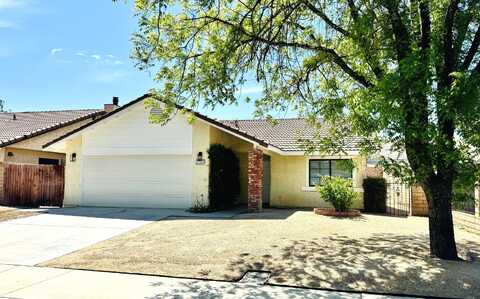 2764 El Nido Lane, Lancaster, CA 93535