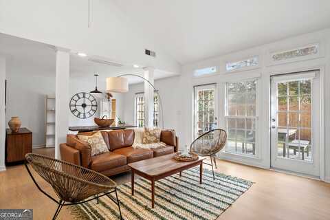 1827 Rockridge, Atlanta, GA 30324