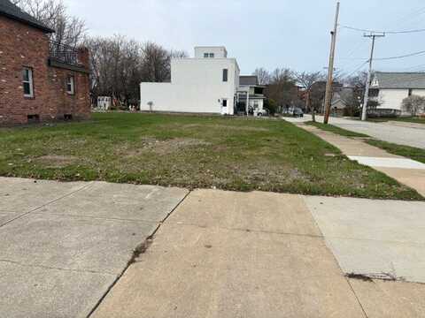 257 E 2ND Street, Erie, PA 16507