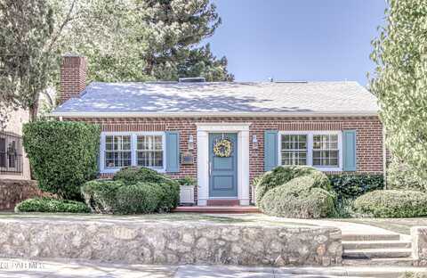 900 MCKELLIGON Drive, El Paso, TX 79902
