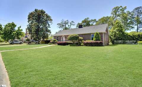 306 Hickory Street, Clinton, SC 29325