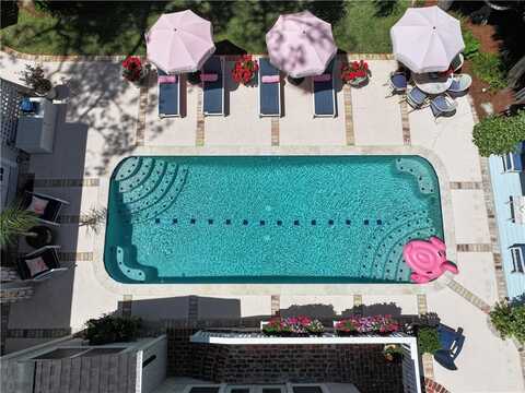 231 Magnolia Ave, Saint Simons Island, GA 31522