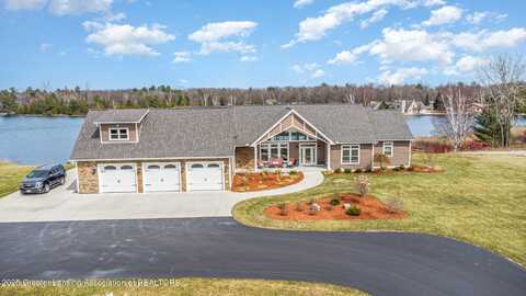 7270 Shoreview Drive, Oscoda, MI 48750