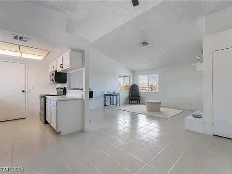 5841 Medallion Drive, Las Vegas, NV 89122
