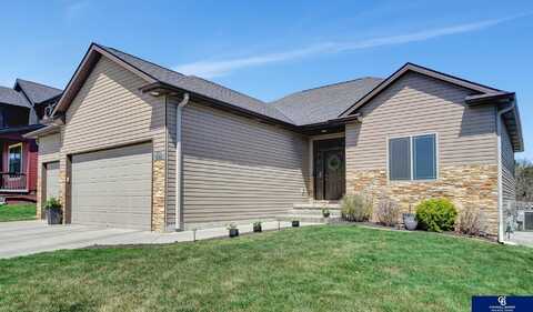 9600 White Pine Road, Lincoln, NE 68505