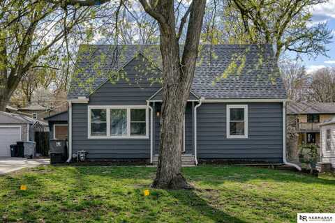 3301 S 44th Street, Lincoln, NE 68506