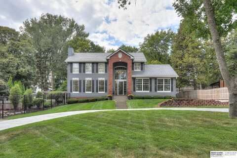 1510 Ridgewood Avenue, Omaha, NE 68124