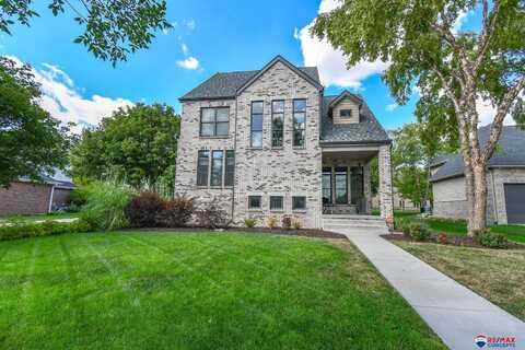 2600 Ridgeline Court, Lincoln, NE 68512