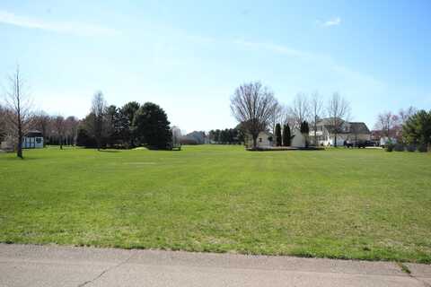 810 Maple Meadows Street, Vicksburg, MI 49097