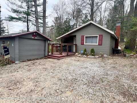17669 Lake Drive, Barryton, MI 49305