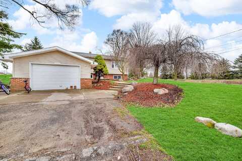 6244 Ridge Street, Fremont, MI 49412