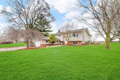 6244 Ridge Street, Fremont, MI 49412