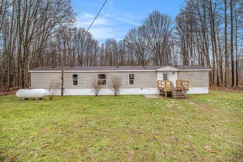 7607 8 Mile Road, Hesperia, MI 49421