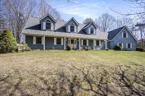 8894 Lakeshore Avenue, West Olive, MI 49460