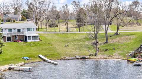 10524 Somerset Road, Cement City, MI 49233