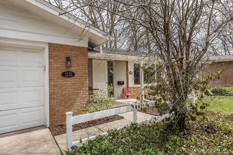 1231 Meadowbrook Avenue, Ann Arbor, MI 48103